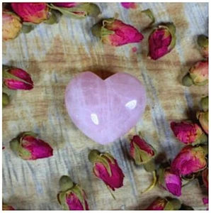Rose Quartz Crystal Heart x 1 - Picture 1 of 2
