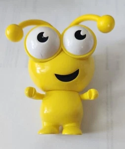 Cricut Cutie True Yellow Collectible Figurine 7.6cm Tall Ages 12+ Cute Desk Budd - Picture 1 of 5