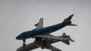 KLM Boeing 747 - # 335 793 - Blue Grey - Schuco - Picture 1 of 8