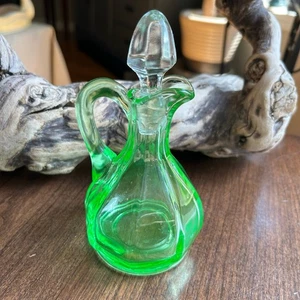 Vintage Green Depression Glass Cruet MCM Glows - Picture 1 of 8