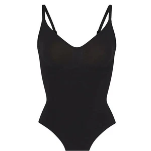 Skims L/XL sculpting tanga body compressione dimagrante onice nero nuovo senza etichette prezzo al dettaglio consigliato 70 - Foto 1 di 9