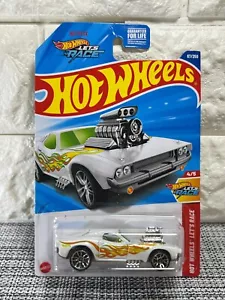 Hot Wheels Hot Wheels Let's Race 4/5 Rodger Dodger 67/250 White - Picture 1 of 4
