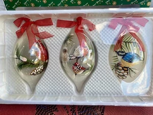 Vintage Dillards Zierleisten 3 Weihnachtsbaum Ornamente handbemalte Vögel Neu im Karton - Bild 1 von 8