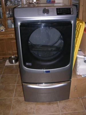 Maytag front loading electric dryer with pedestal mount perfect working order - Image 1 of 4