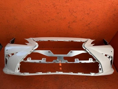 Cubierta de parachoques delantero Lexus ES350 ES300h 2019-2022 con orificios de sensor OEM 52119-06J00 Foto 1 de 4