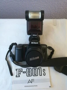 Nikon Spiegeleflex Kamera Typ AF-F801S-AF Nikkor 28-80mm-Speedlight SB20-Akkus! - Bild 1 von 19