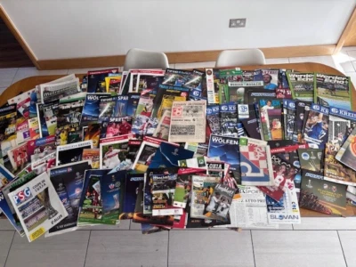 EUROPEAN CLUB FOOTBALL COLLECTION - 250 PROGRAMMES IN VARIOUS EUROPEAN CLUB COMP - Image 1 of 4