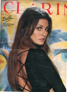 RAQUEL WELCH - Revista Clarín Argentina 1972 - Imagen 1 de 1