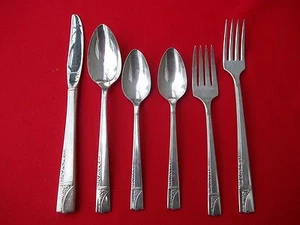 1937 CAPRICE Pattern Multi Place & Serving Sets By Oneida Nobility Silverplate - Picture 1 of 18