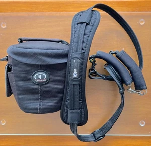 TAMRAC 3320 Camera Bag (Ext. Dim: 15 x 16 x 11 cm HxWxD) - Picture 1 of 7