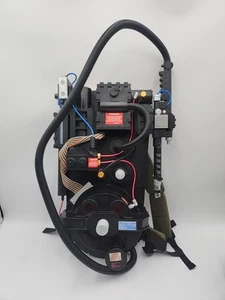 Ghostbusters Deluxe Prop Replica Proton Pack w/ Light & Sound Spirit Halloween - Picture 1 of 5