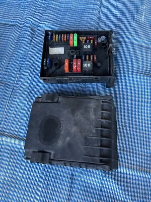 2010-2014 VOLKSWAGEN GOLF JETTA MK6 2.0L SAM MODULE RELAY DISTRIBUTION FUSE BOX - Image 1 of 4