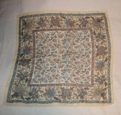 De colección 1989 Avon Artist Palette Mujer Damas Azul, Púrpura, Crema Floral Bufanda ~ Italia Foto 1 de 4