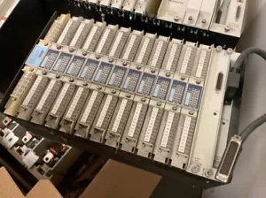 Honeywell 621-4550 PLC 16 PT DC Input Modules - Foto 1 di 4