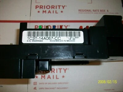 Caja de fusibles interior Ford F250 F350 Super Duty reconstruida 1C3T-14A067-cc 99 00 01 02 Foto 1 de 4