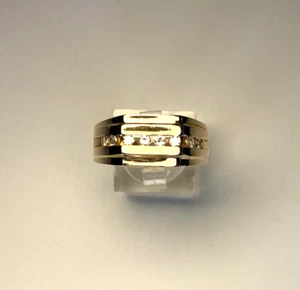 Mens 14k yellow gold and diamond ring - Picture 1 of 14