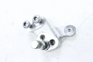 08-09 SUZUKI GSXR600 OEM LEFT REARSET BRACKET - Picture 1 of 4