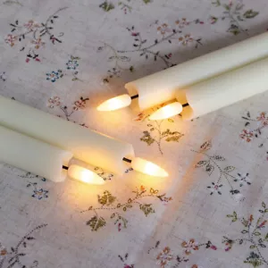 2X LED Stabkerzen Kerzen Echtwachs Flackernde Flammenlose Elektrische Tafelkerze - Bild 1 von 19