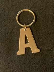 Gold Toned Metal Capital Letter A Keychain Keyring - Picture 1 of 5