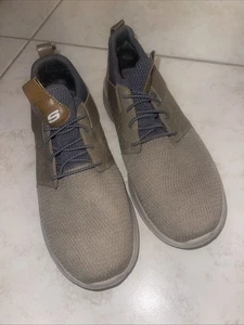 Skechers Classic Fit Herrenschuhe mit Air-Cooled Memory Foam Braun Gr. 11 Weite - Bild 1 von 7