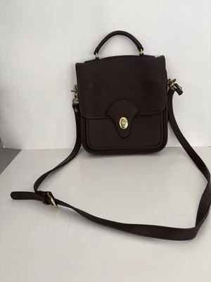 复古 Kirkland 真皮签名手提包 — 第 1/4 张图片