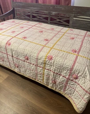 Pottery Barn Kids Quilt+ 2 Shams Pink Daisy 86"x68" Twin Cottagecore 100% Cotton - Image 1 of 4