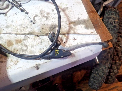 Honda XR250 1979 percha de freno delantero/palanca/cable Foto 1 de 4