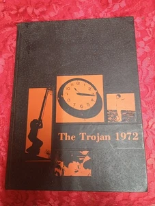 Dent Jr High Columbia SC 1972 The Trojan Yearbook - Imagen 1 de 4