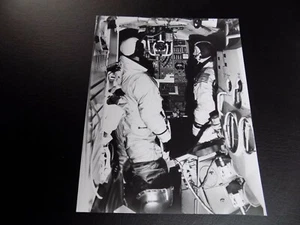 SEHR UNGEWÖHNLICHES VINTAGE S/W OFFIZIELLES NASA APOLLO 9 CREW TRAINING FOTO  - Bild 1 von 3