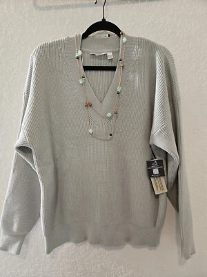 Suéter Estilo RD Relajado Cuello en V Verde Salvia Claro Talla Grande Collar Paquete Foto 1 de 4