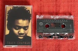 TRACY CHAPMAN - CASSETTE TAPE - SELF-TITLED (TRACY CHAPMAN) - Picture 1 of 6