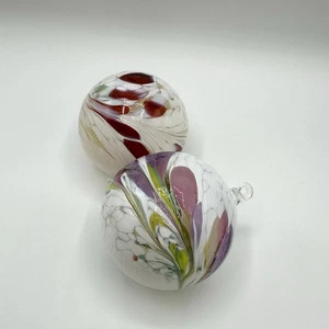 2 Stück Glas Kugeln Fensterkugeln Einschmelzungen Glaskunst Weihnachtskugeln - Bild 1 von 12