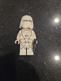 Sealed LEGO Star Wars Advent Minifigure: First Order Snowtrooper (sw0875) 75184