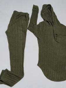 (#A1) Pullover Shein con Capucha/Pantalones Talla Juvenil Mediano Verde - Imagen 1 de 6
