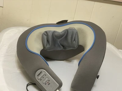 Almohada con reposacuello Conair con vibración calor masaje shiatsu apta para viajes Foto 1 de 4