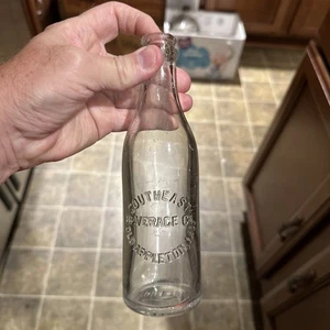 Southeast Beverage Co. Embossed Soda Bottle Old Appleton Missouri MO - Picture 1 of 14