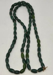 ANTIQUE WATERMELON VENETIAN CHEVRON STRIPED GREEN GLASS TRADE BEADS NECKLACE 44" - Picture 1 of 6