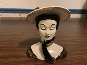 Lefton Lady Head Vase. Vintage - Bild 1 von 7