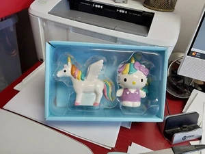 Nib Sanrio Hello Kitty salt & pepper shakers ceramic - Picture 1 of 2