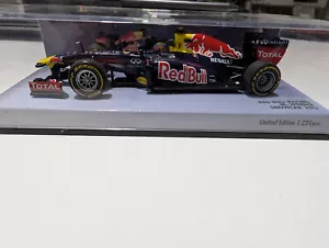 PMA Minichamps 1/43 Mark Webber Red Bull Racing Formula 1 2012 Showcar L.E. 1224 - Picture 1 of 3