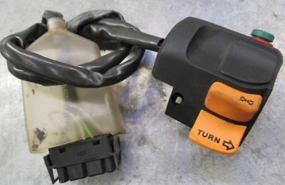 Interruptor derecho BMW 61312305233 61312306179 R1100GS R1100R R1100RT R100GS R100R CC Foto 1 de 4