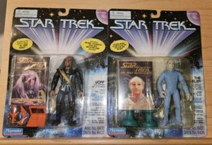 LOT 2 Playmates 1995 Star Trek The Next Generation TV Show WORF TRAVELER Figures - Picture 1 of 6