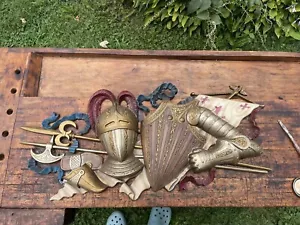 VTG Burwood Products Co U.S.A. Wall Plaque Knight’s Armor Heraldry Medieval - Picture 1 of 8