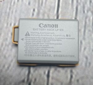 Canon OEM LP-E5 Battery for Rebel XS, Rebel XSi, Rebel T1i Digital Cameras *EX*