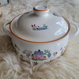 Vintage Farmhouse Country Home Jamestown China Casserole Pot & Lid - Picture 1 of 4