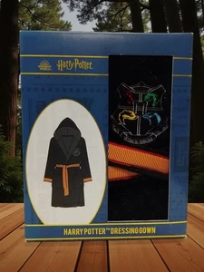 Harry Potter Hogwarts Crest Dressing Gown | One Size Adult Fleece Bathrobe NEW - Picture 1 of 10