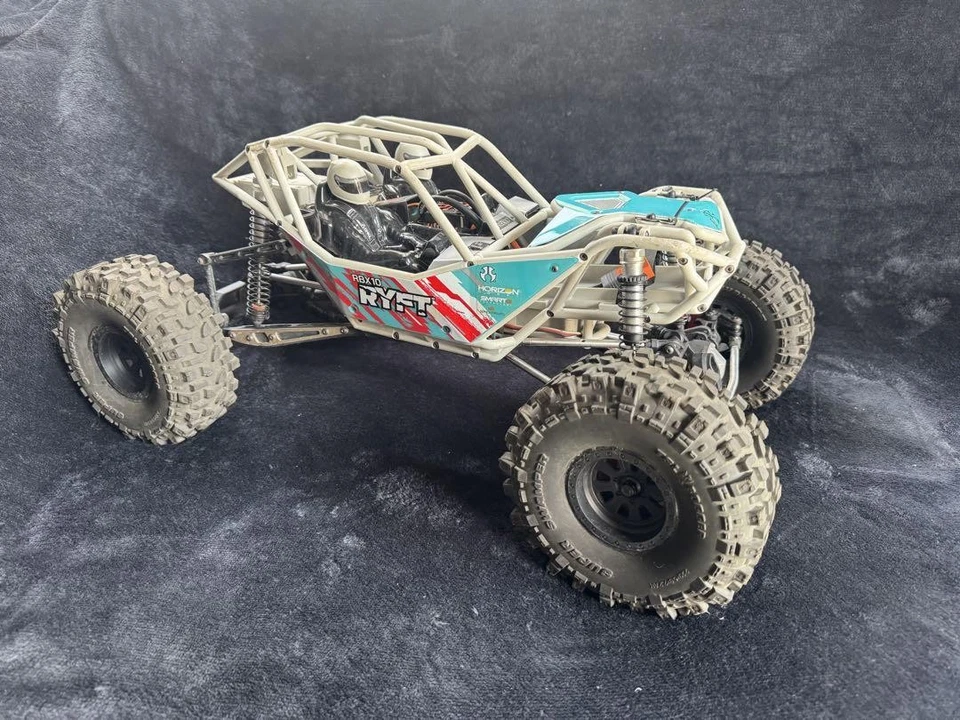 Axial Rbx10 Ryft 1/10 Scale Rock Bouncer Rc Car 4Wd Rtr Off-Road Rock Crawler - Image 1 of 4