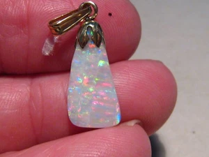 3.5 ct.  Quality White  Opal Pendant , solid 14 k Yellow Gold - Picture 1 of 14
