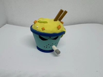 Figura Vinilo Kidrobot Frank Kozik Smorkin Mongers Lo Mein Bowl Solo Sin Caja Foto 1 de 3