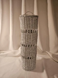 Nuevo soporte de papel higiénico con cesta cilíndrica de mimbre blanco y ratán - Imagen 1 de 8
